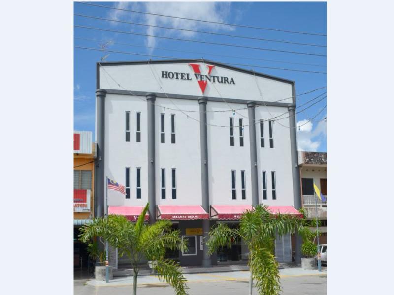 Oyo 90265 Hotel Ventura Kangar Esterno foto